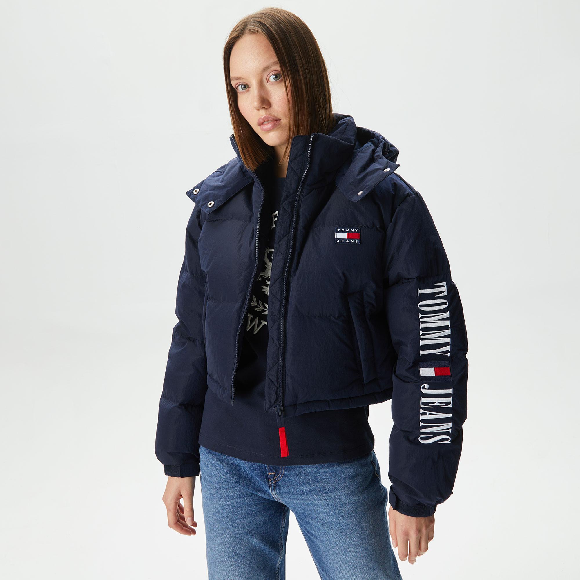 Tommy Jeans Alaska Archive Flag Kadın Lacivert Mont