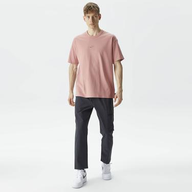  Nike Sportswear Premium Essentials Erkek Pembe T-Shirt