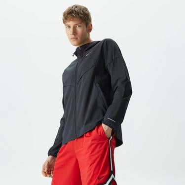  Nike Light Windrunner Erkek Siyah Ceket
