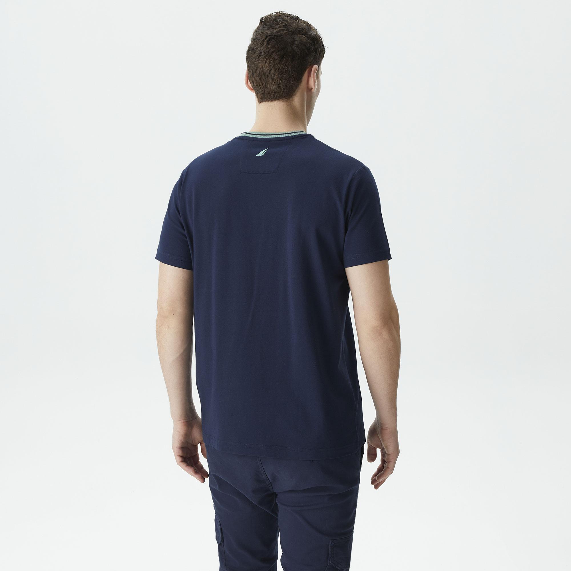 Nautica Erkek Lacivert Standart Fit T-Shirt