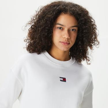  Tommy Jeans Badge Crew Kadın Beyaz Sweatshirt