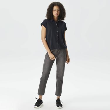  Nautica Kadın Siyah Relaxed Fit Gömlek