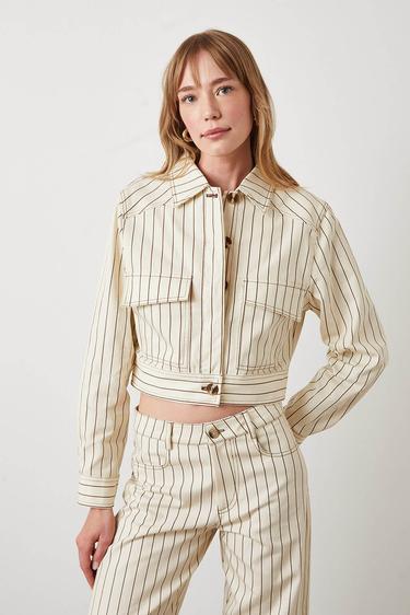  Çizgili Cepli Ceket