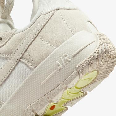  Nike Air Force 1 Wild Kadın Krem Rengi Spor Ayakkabı