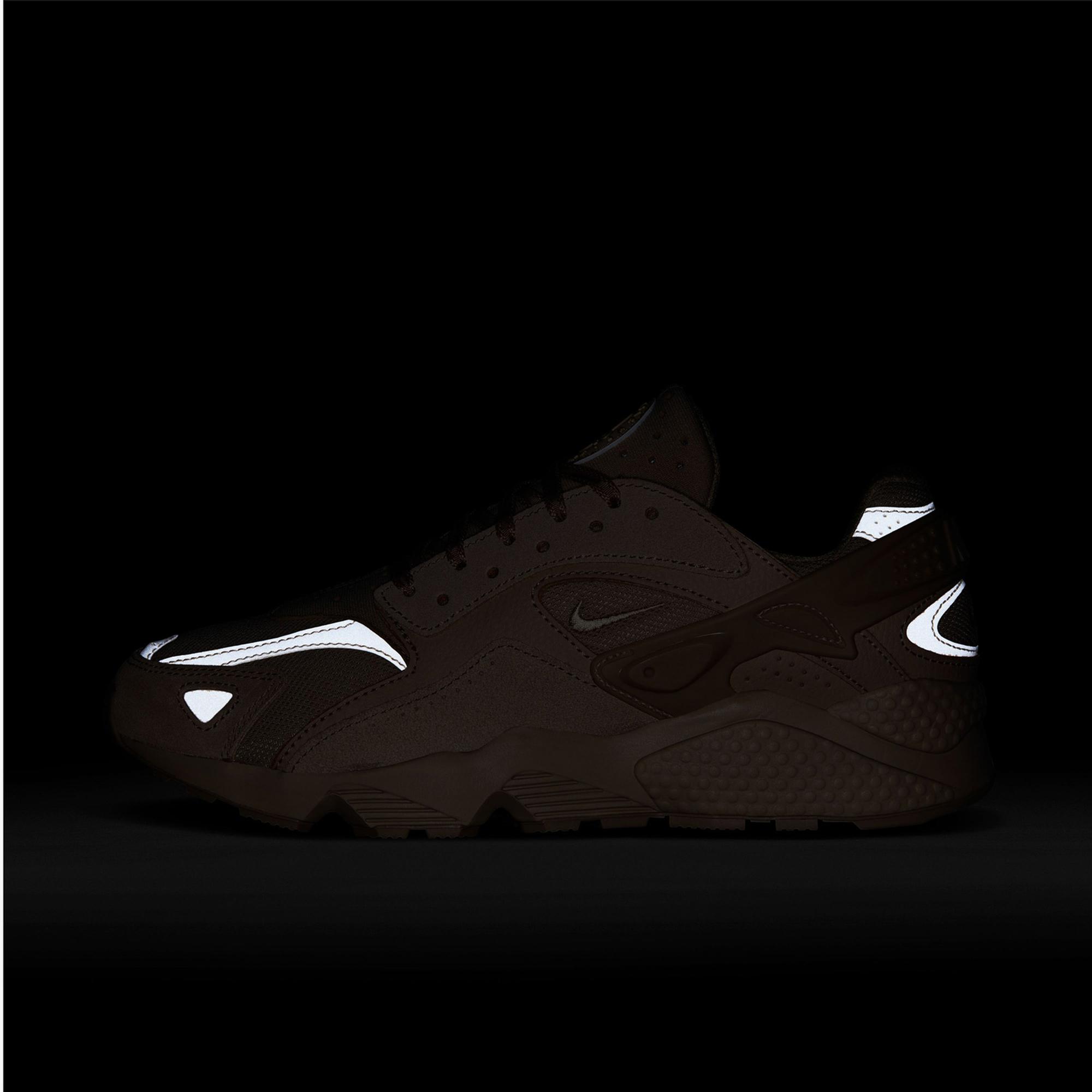 Nike Air Huarache Runner Erkek Bej Spor Ayakkabı