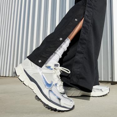  Nike Zoom Vomero 5 Kadın Gri Spor Ayakkabı