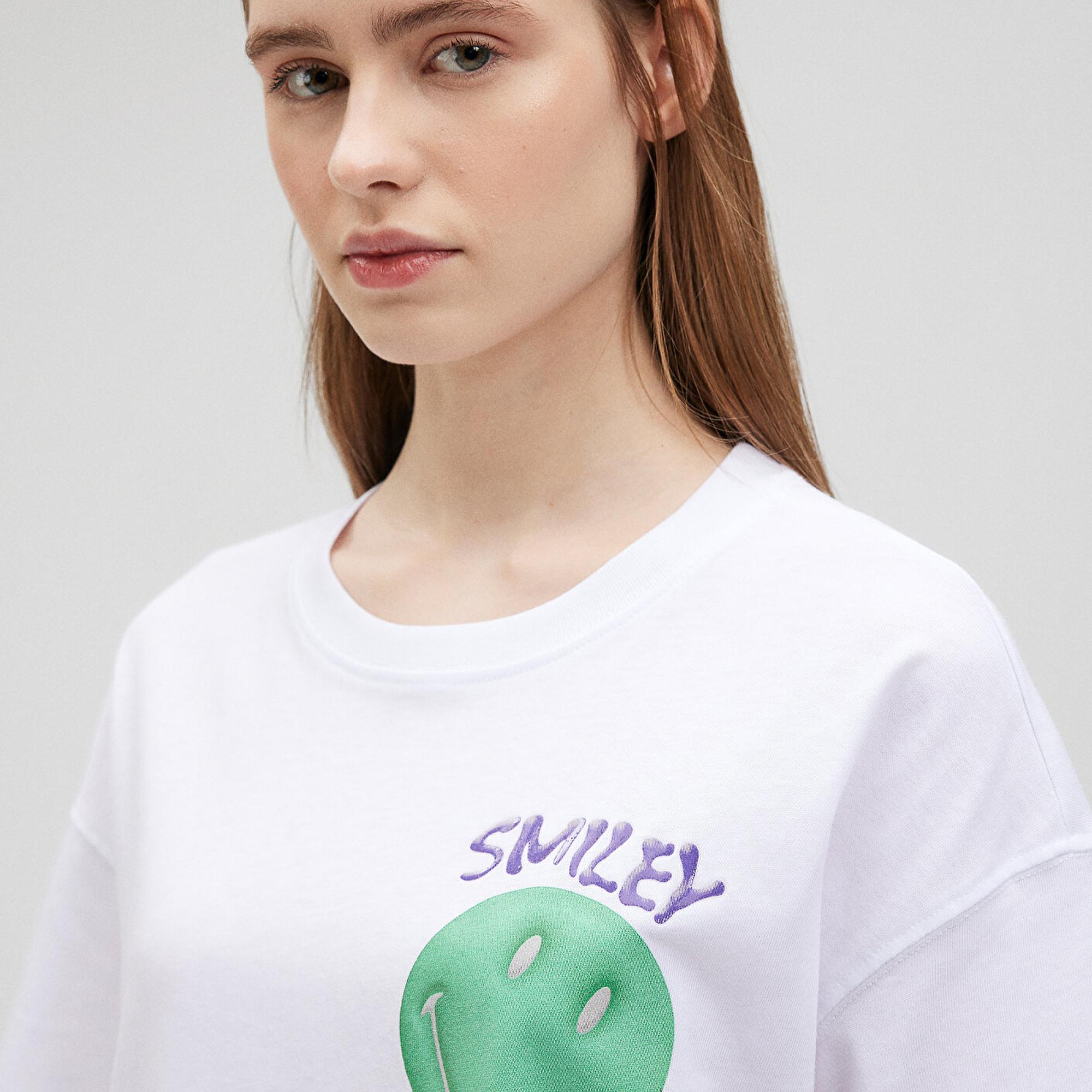 Mavi Smiley Originals Baskılı Beyaz Tişört Loose Fit / Bol Rahat Kesim 1612433-620
