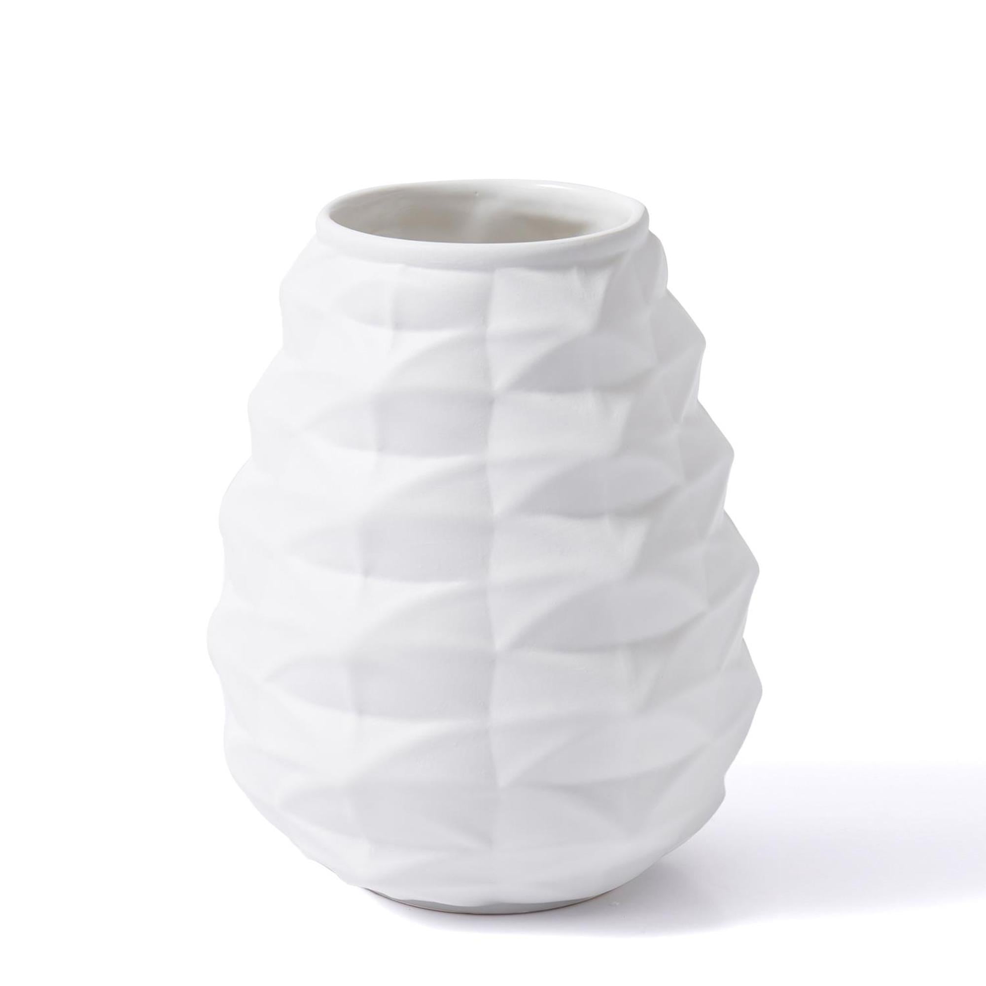 The Mia Licia Seramik Vazo Beyaz 21x21x27 cm