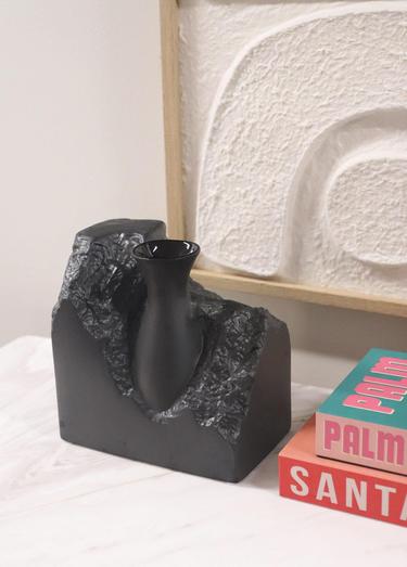  The Mia Licia Seramik Vazo Siyah 20x12x20 cm