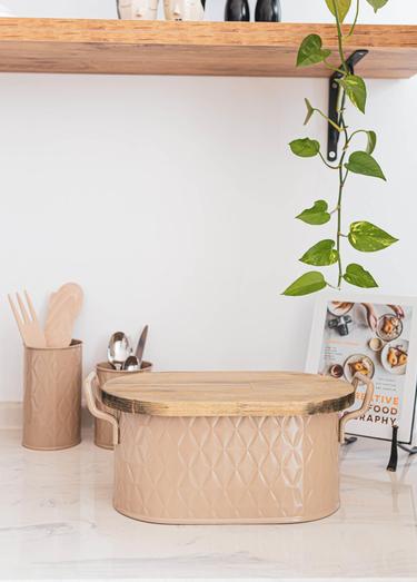  The Mia Prizma Ekmek Saklama Kabı Karamel 40x22x18 cm