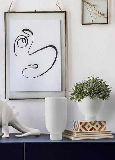  The Mia Pure Dekoratif Vazo 13x13x29 cm