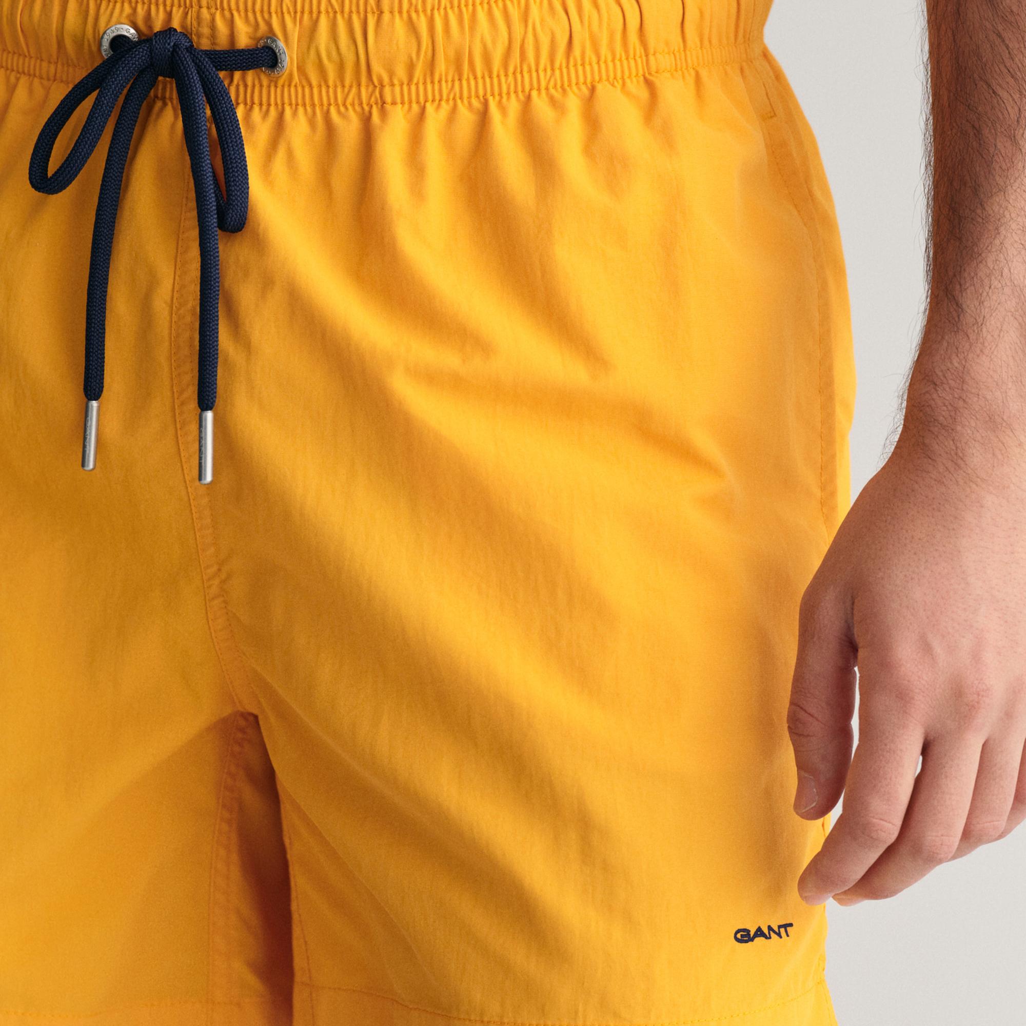 GANT Erkek Sarı Regular Fit Mayo Şort