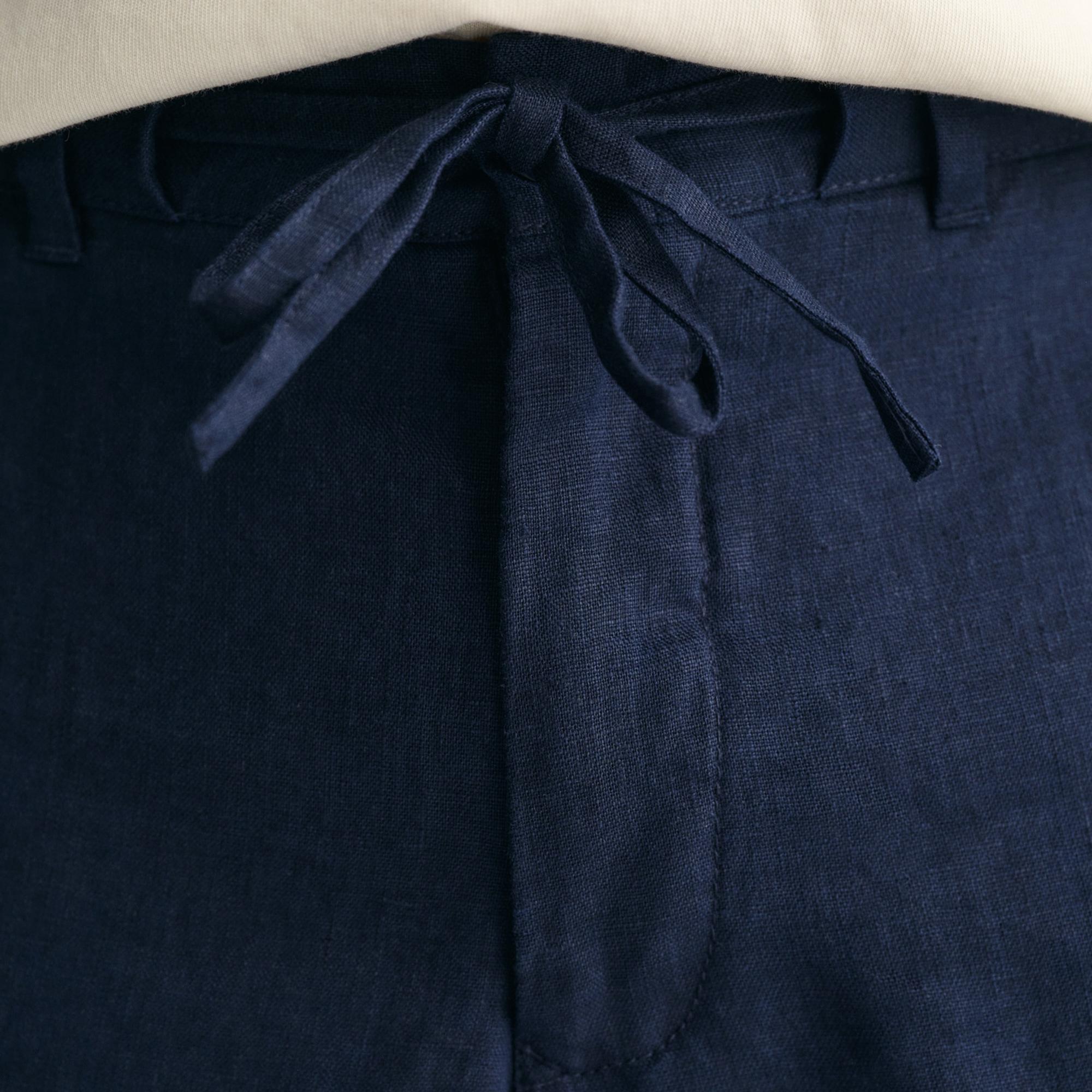 GANT Erkek Lacivert Relaxed Fit Keten Şort