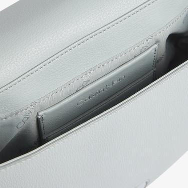  Calvin Klein Daily Kadın Mavi Omuz Çantası