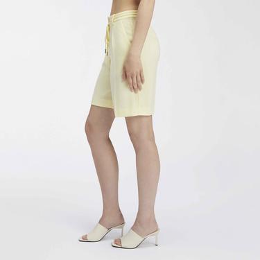 Calvin Klein Premium Essentials Kadın Sarı Şort