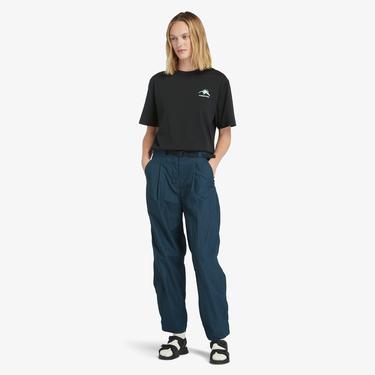  Timberland Hike Life Graphic Classic Kadın Siyah T-Shirt