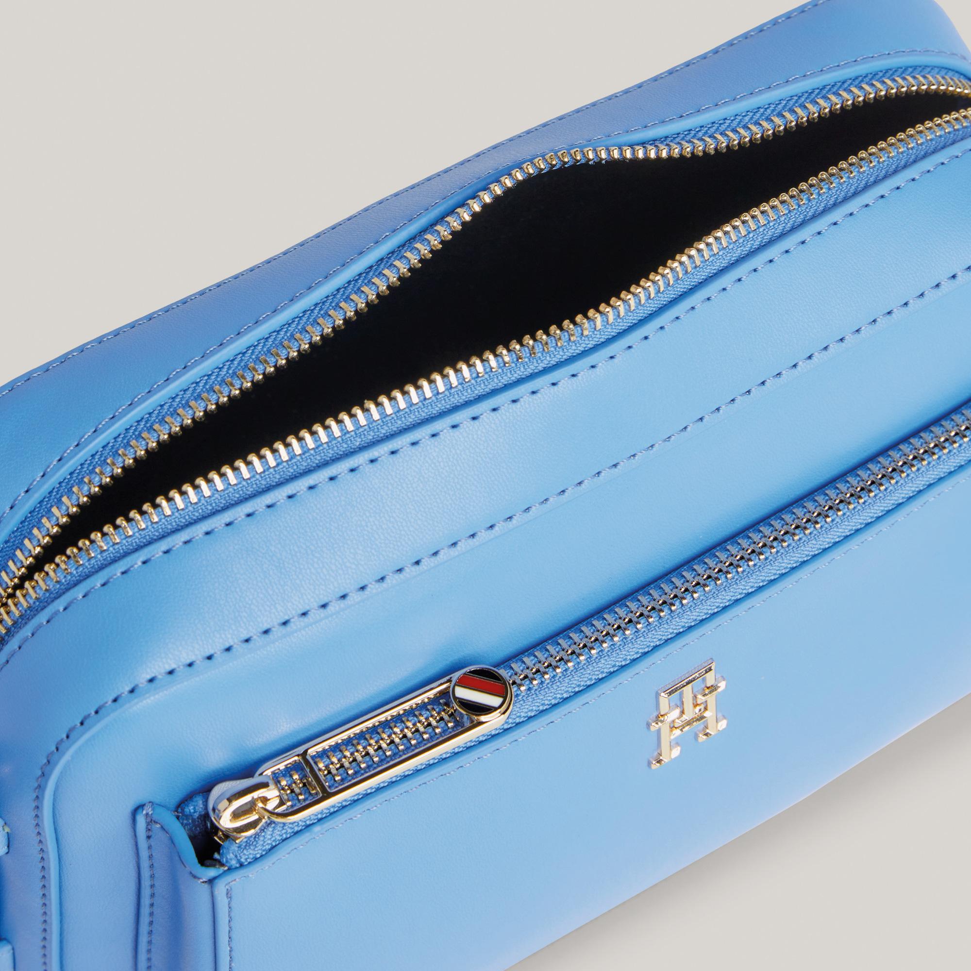 Tommy Hilfiger Iconic Camera Kadın Mavi Omuz Çantası