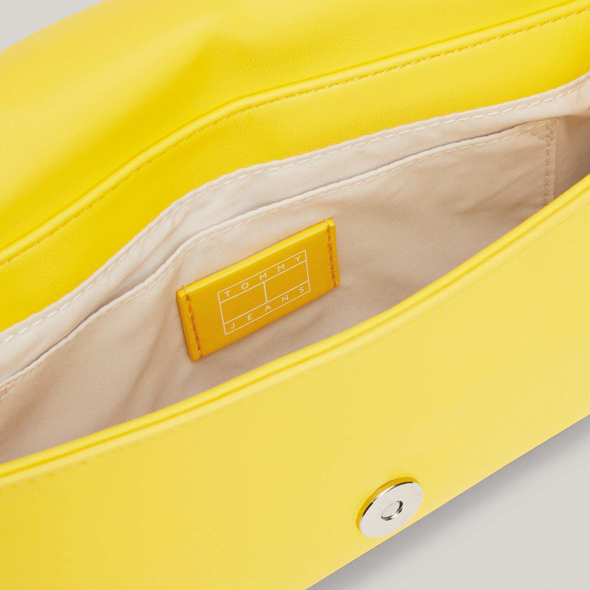 Tommy Jeans City-Wide Flap Kadın Sarı Omuz Çantası