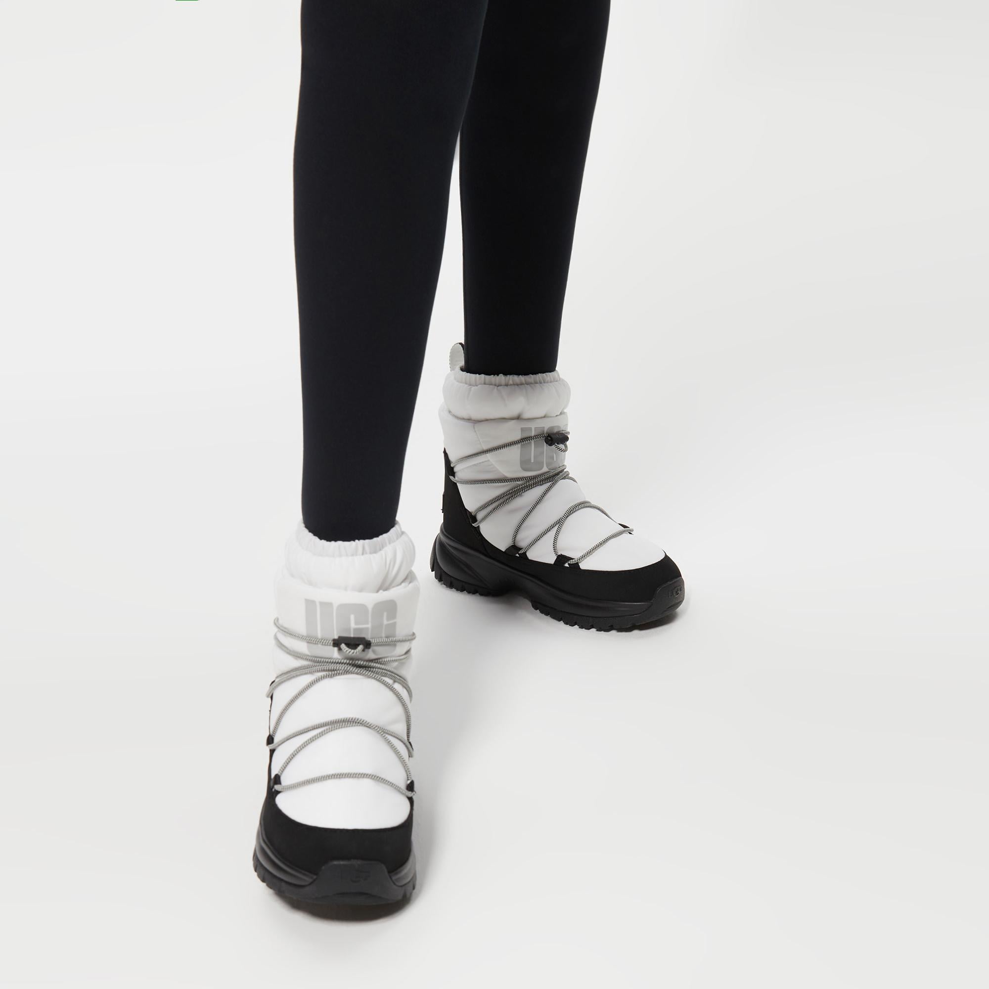 UGG Yose Puffer Mid Kadın Beyaz Bot