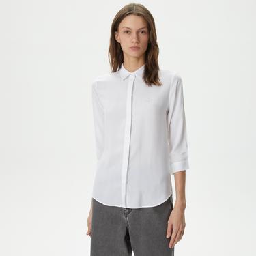  Lacoste Kadın Regular Fit Yarım Kol Beyaz Gömlek
