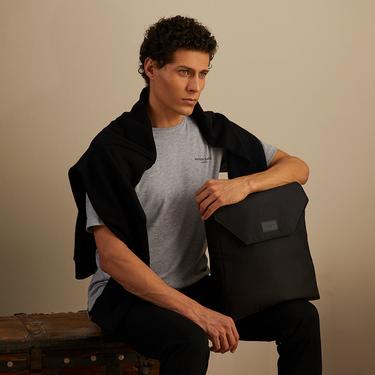  Maison Sacrée Ferrat Siyah 15'' Sırt Çantası