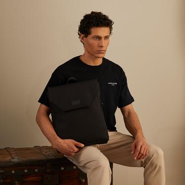  Maison Sacrée Maison Sacrée Siyah Basic T-Shirt