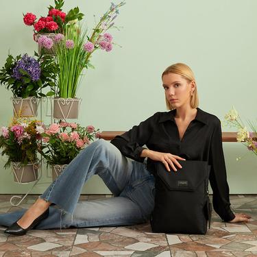  Maison Sacrée Ferrat Siyah 13'' Sırt Çantası