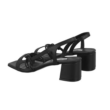  Kadın Siyah Topuklu Deri Sandalet