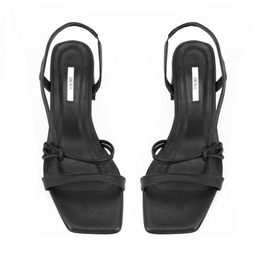  Kadın Siyah Topuklu Deri Sandalet
