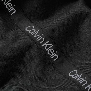  Calvin Klein Essentials Kadın Siyah Sweatshirt