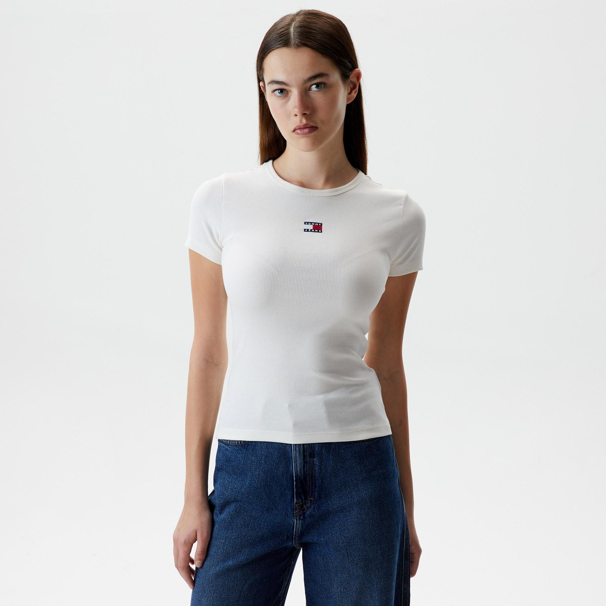 Tommy Jeans Slim Badge Rib Kadın Beyaz T-Shirt