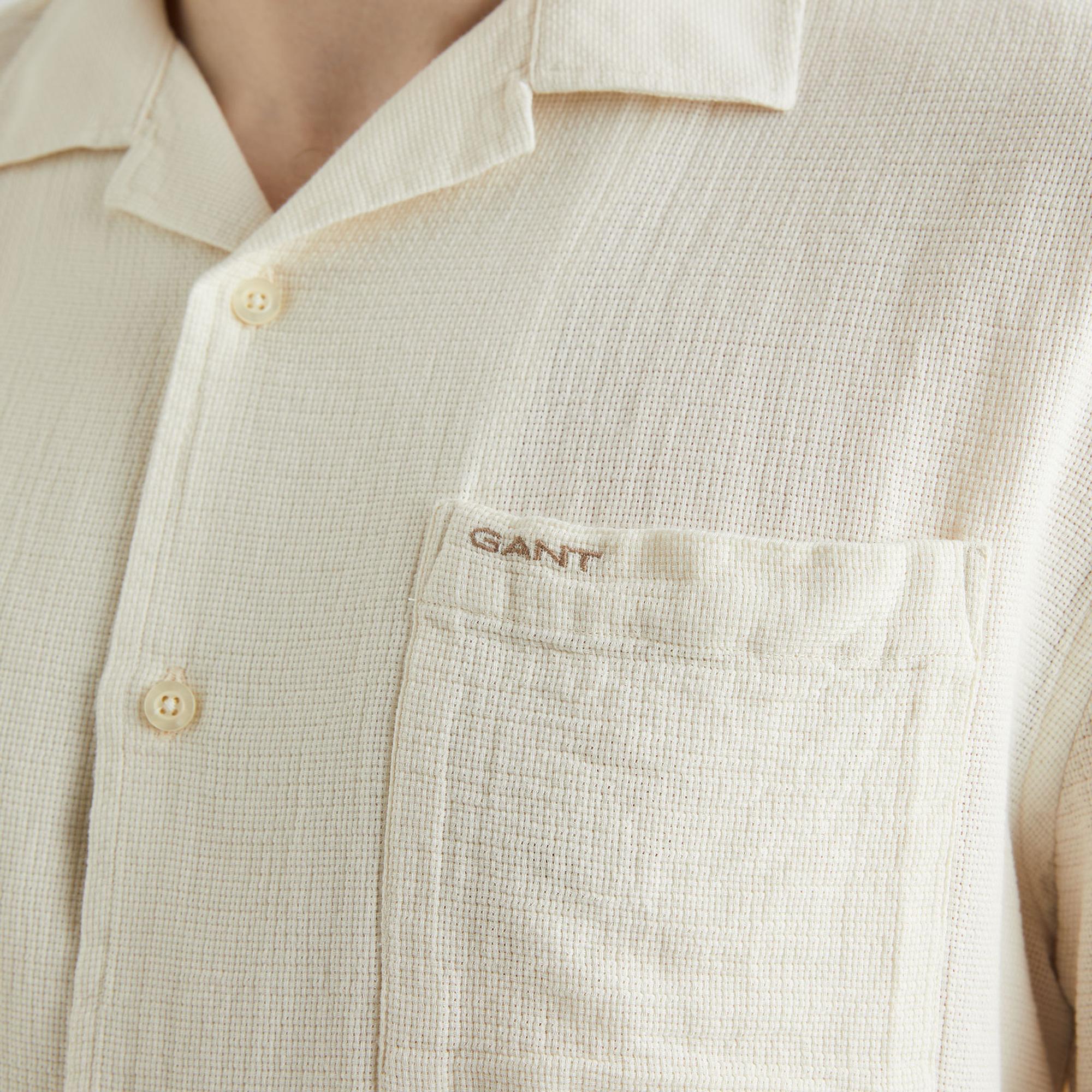 GANT Erkek Bej Regular Fit Klasik Yaka Gömlek