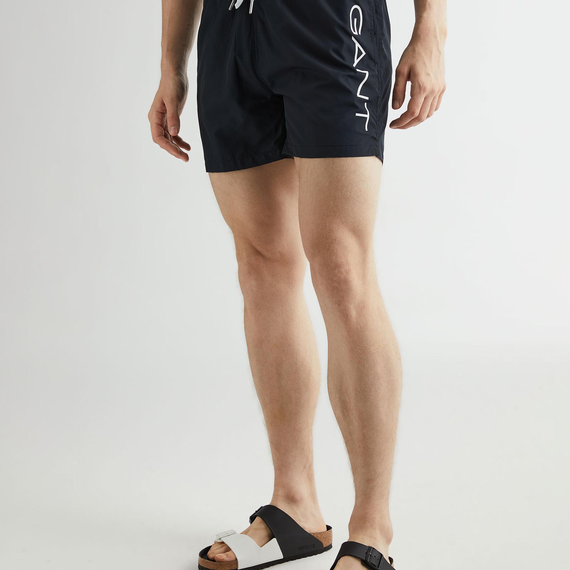 GANT Erkek Siyah Regular Fit Logolu Mayo Şort