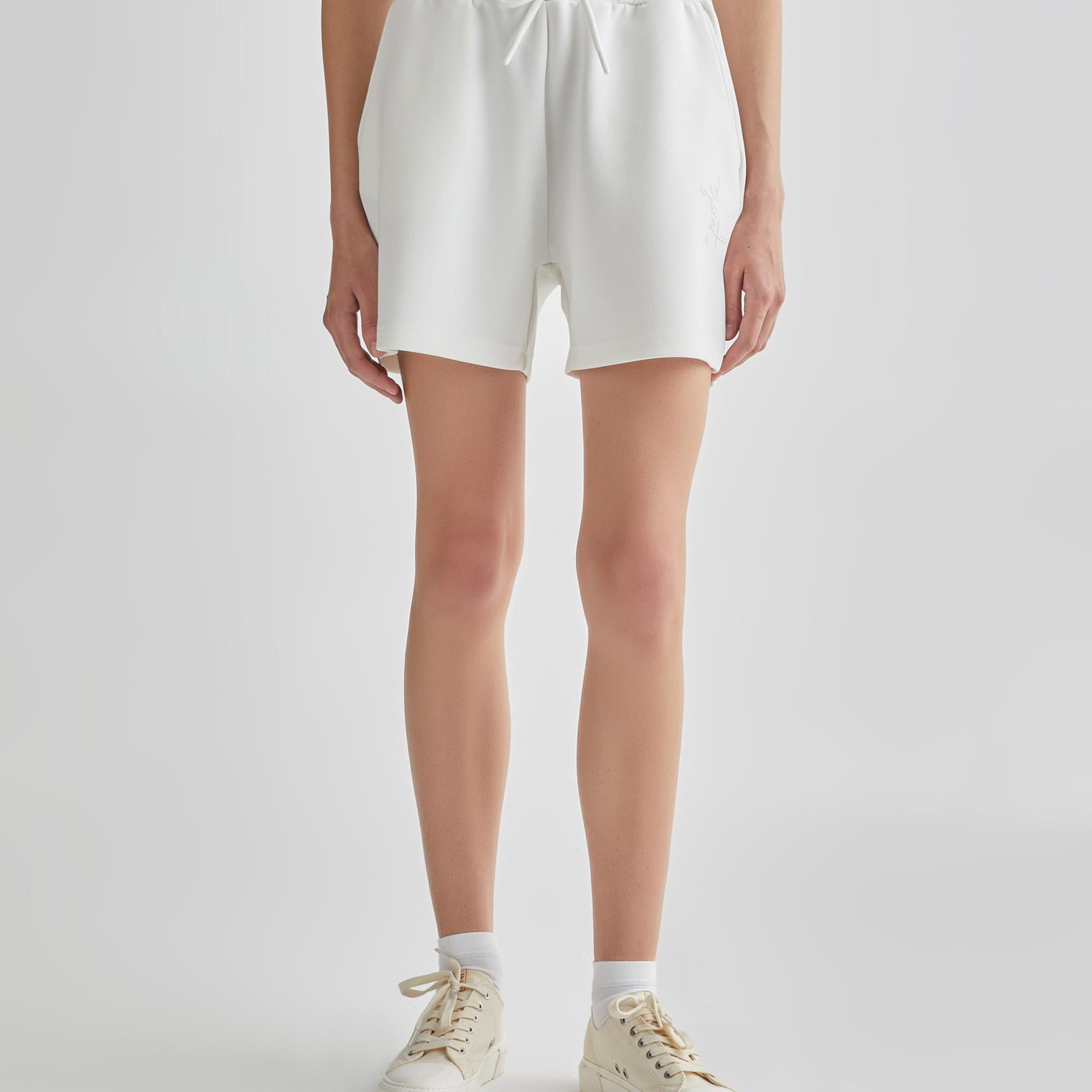 GANT Kadın Krem Regular Fit Şort
