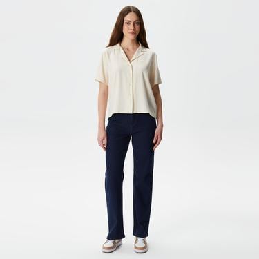  Kadın Relaxed Fit Kısa Kollu Beyaz Gömlek