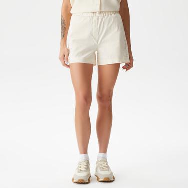  Kadın Regular Fit Beyaz Şort