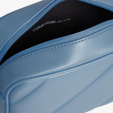  Calvin Klein Jeans Quilted Kadın Mavi Omuz Çantası