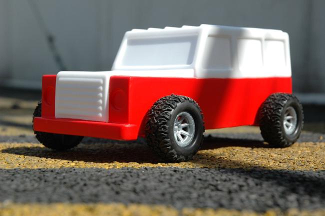  Dhink İtfaiye Arabası 
Gece KIRMIZI