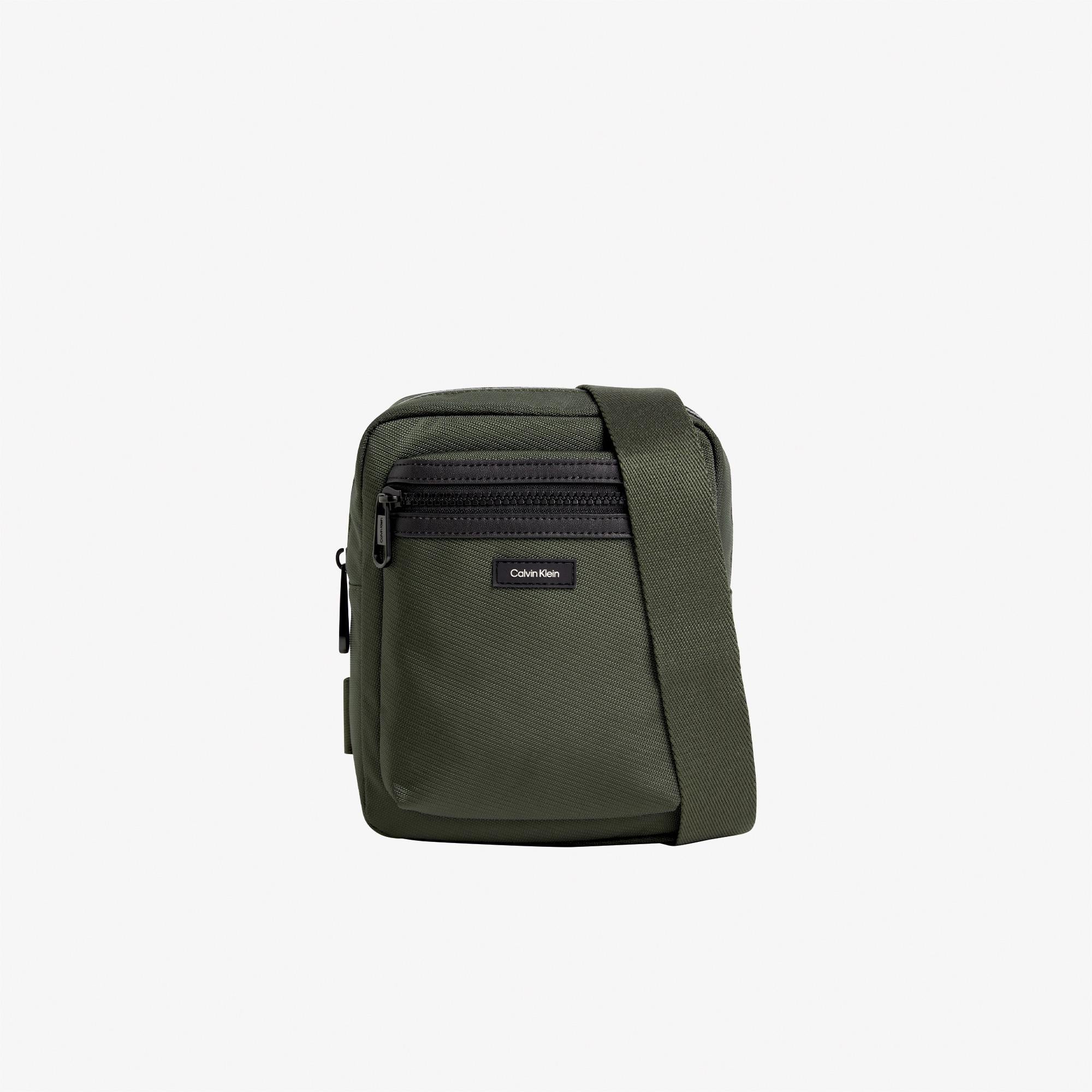 Calvin Klein Essential Erkek Yeşil Omuz Çantası