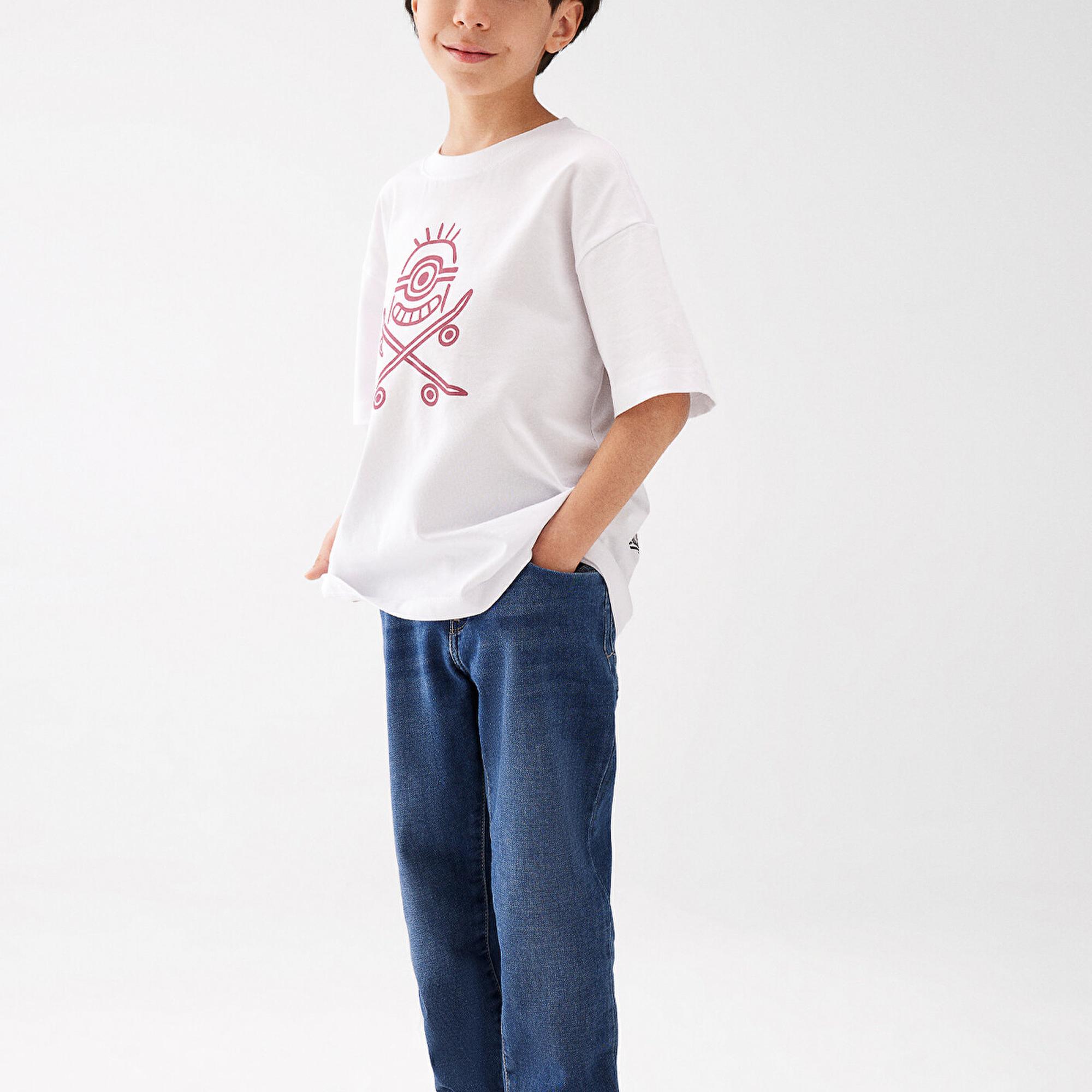 Mavi Minion Baskılı Beyaz Tişört Oversize / Geniş Kesim 6610166-620