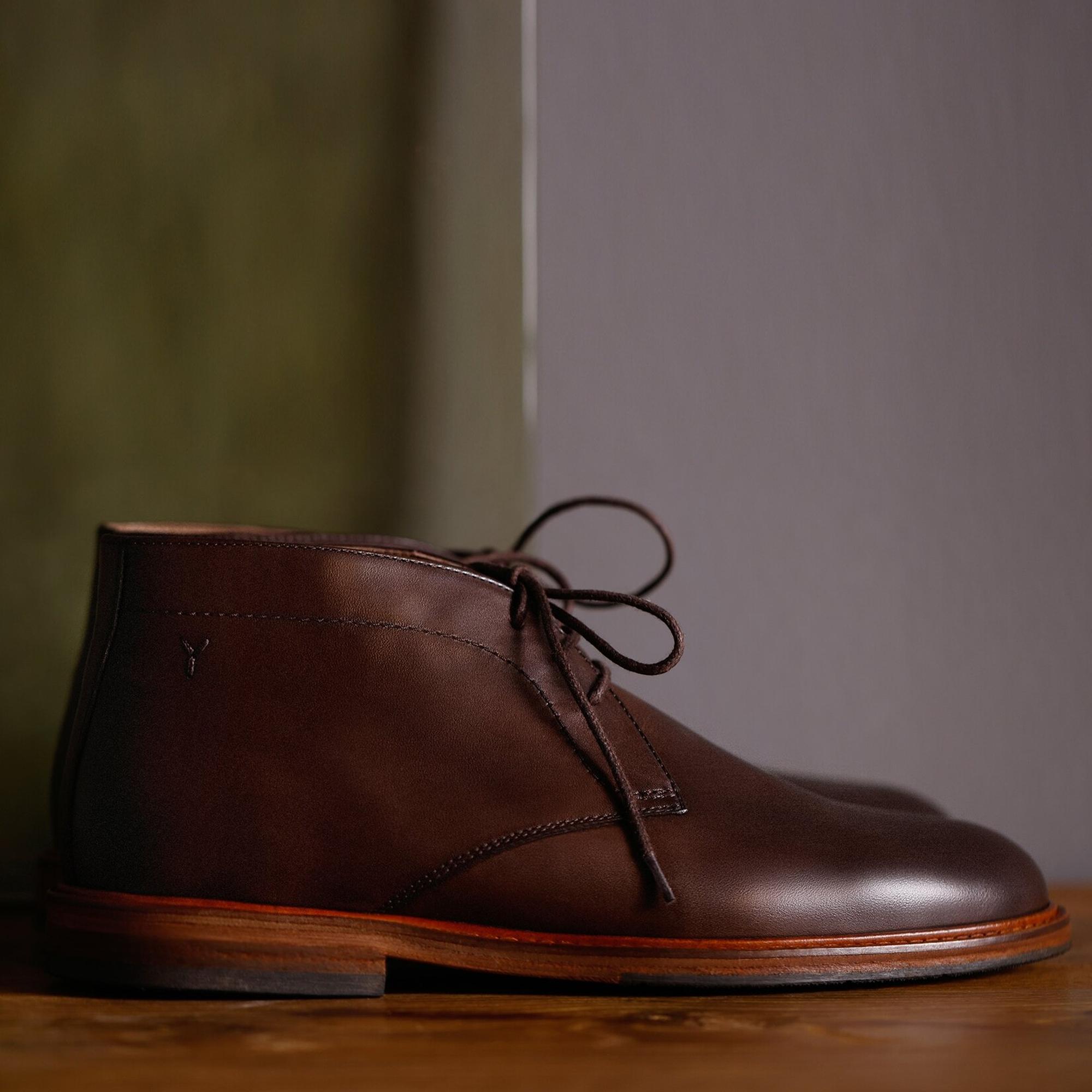 İki Bağlı Yumuşak Deri Bot