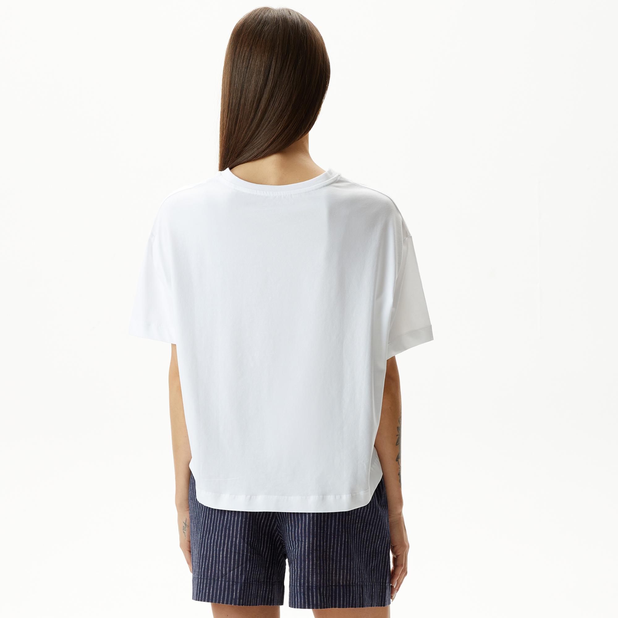 Nautica Kadın Beyaz Relaxed Fit T-Shirt