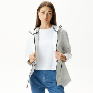  Nautica Kadın Beyaz Yağmurluk