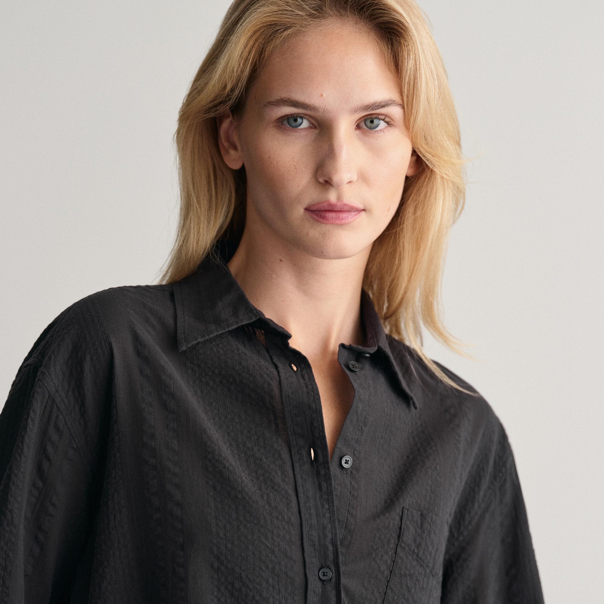 GANT Kadın Siyah Relaxed Fit Klasik Yaka Gömlek