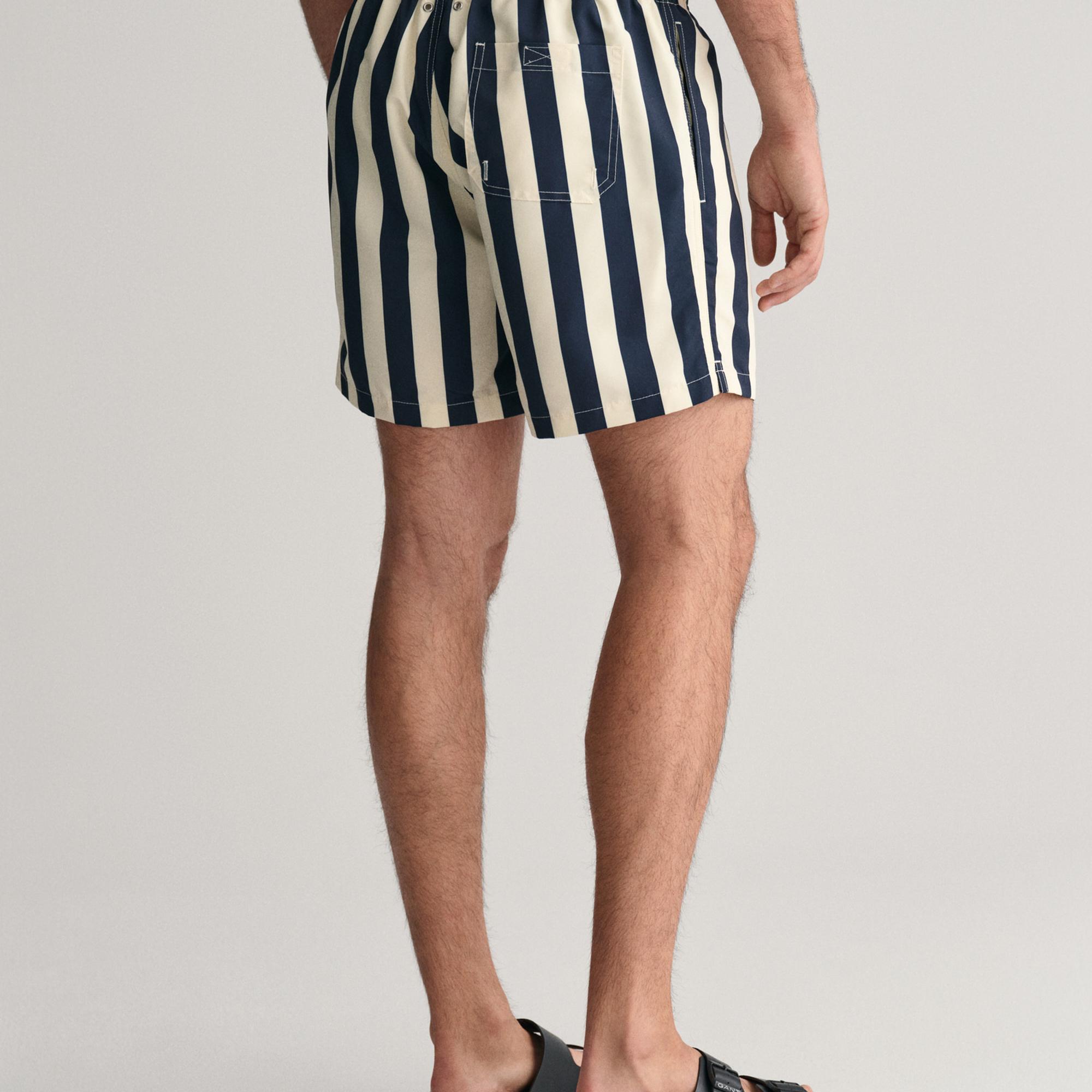 GANT Erkek Lacivert Regular Fit Çizgili Mayo Şort