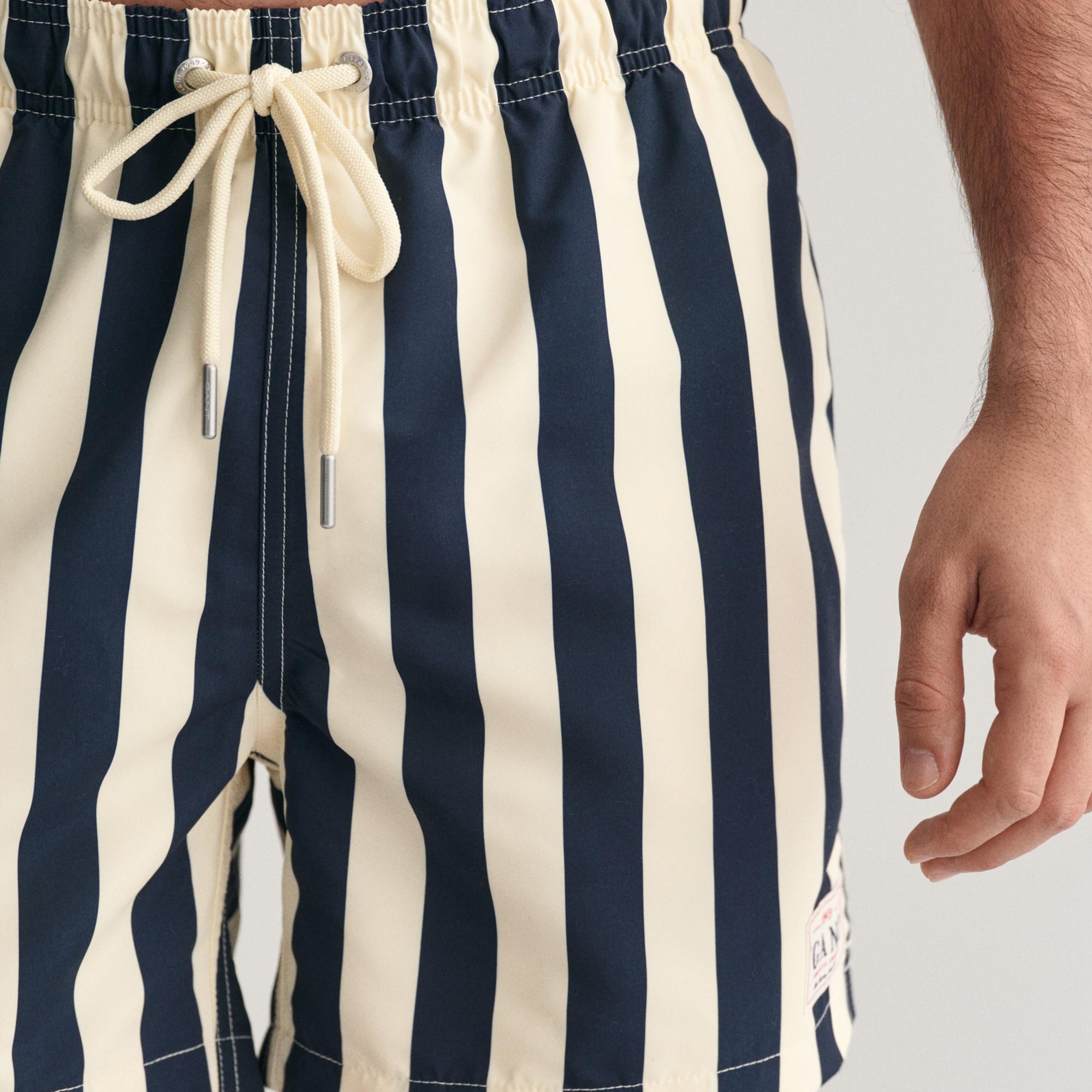 GANT Erkek Lacivert Regular Fit Çizgili Mayo Şort