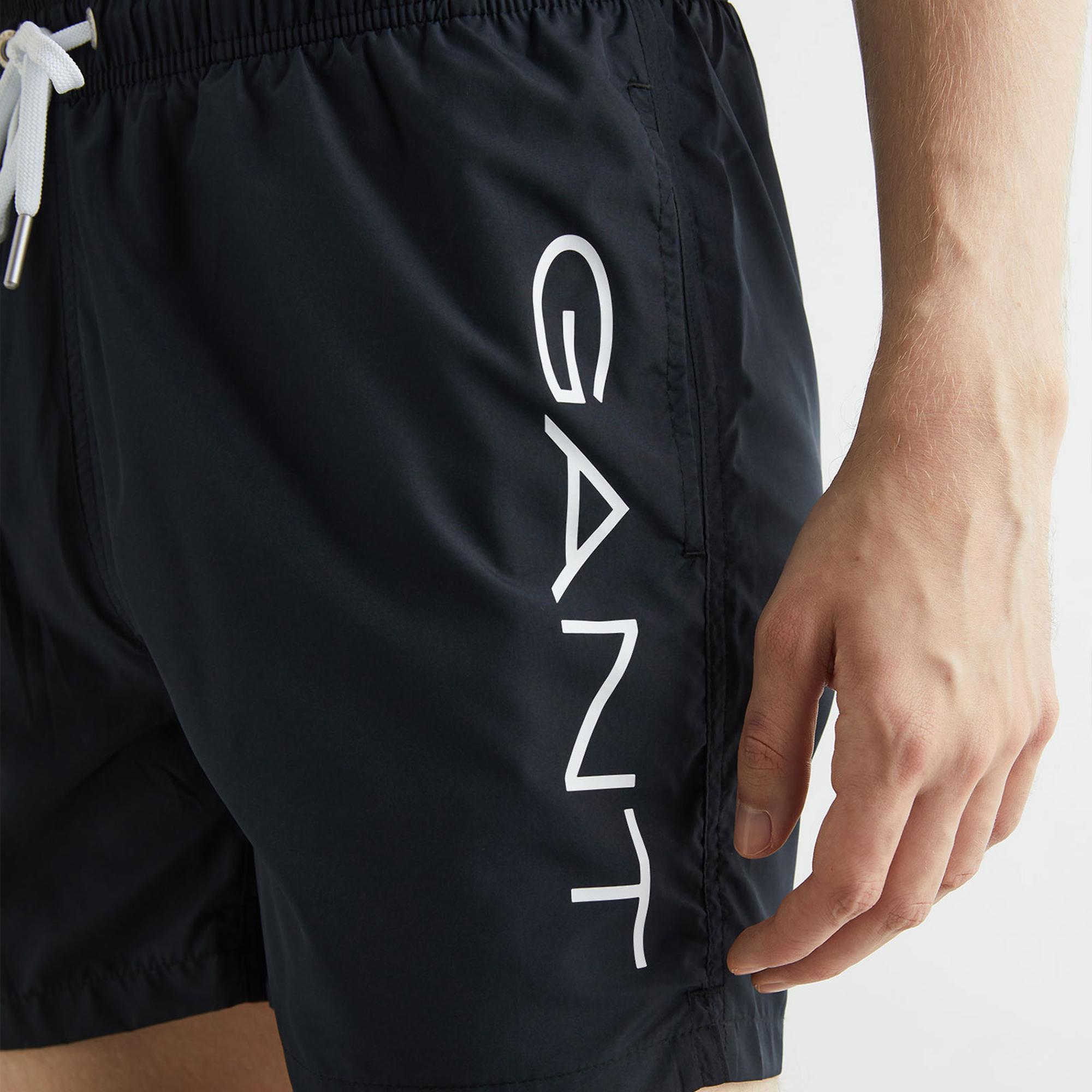 GANT Erkek Siyah Regular Fit Logolu Mayo Şort