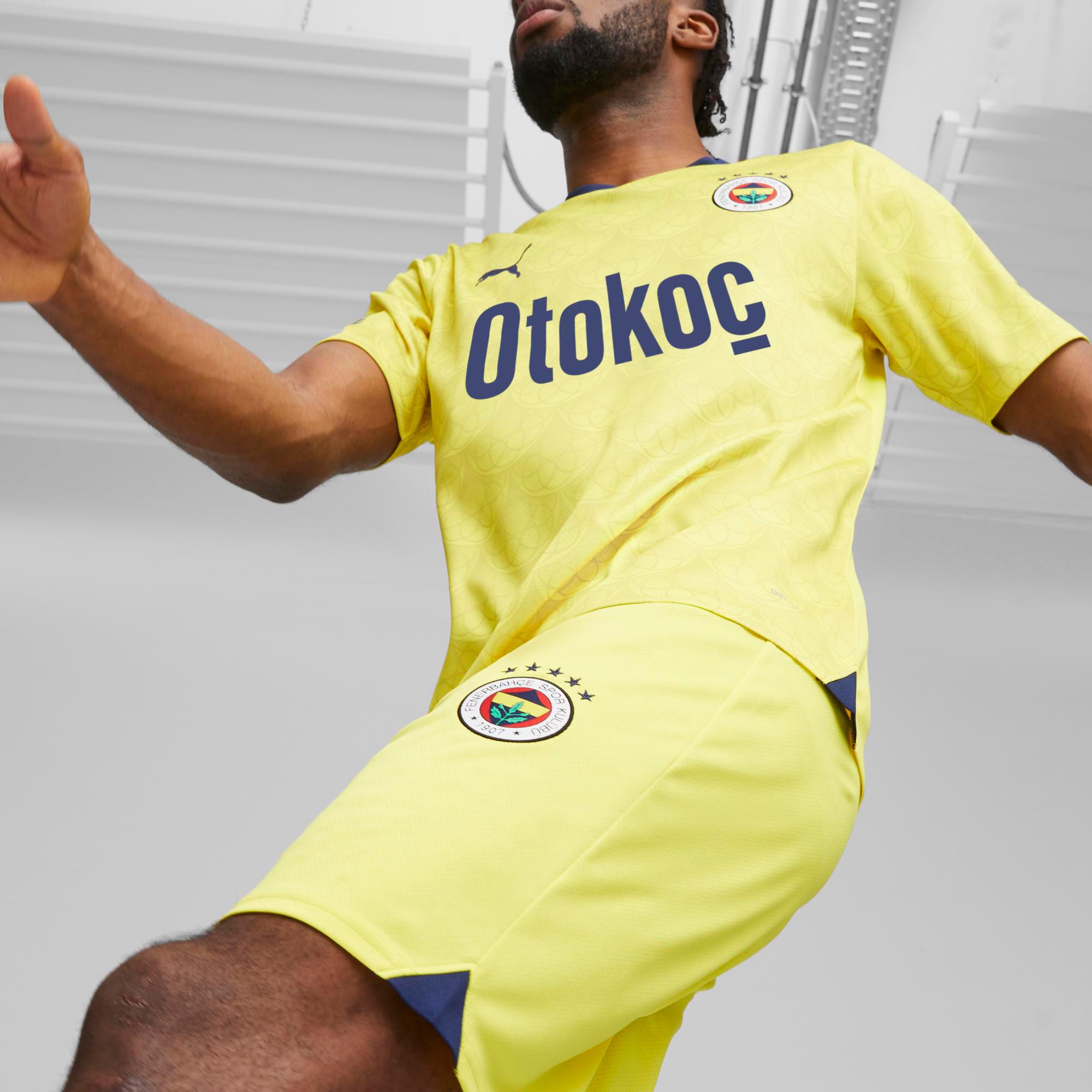 Puma Fenerbahçe S.K. 23/24 Erkek Sarı Futbol Şortu