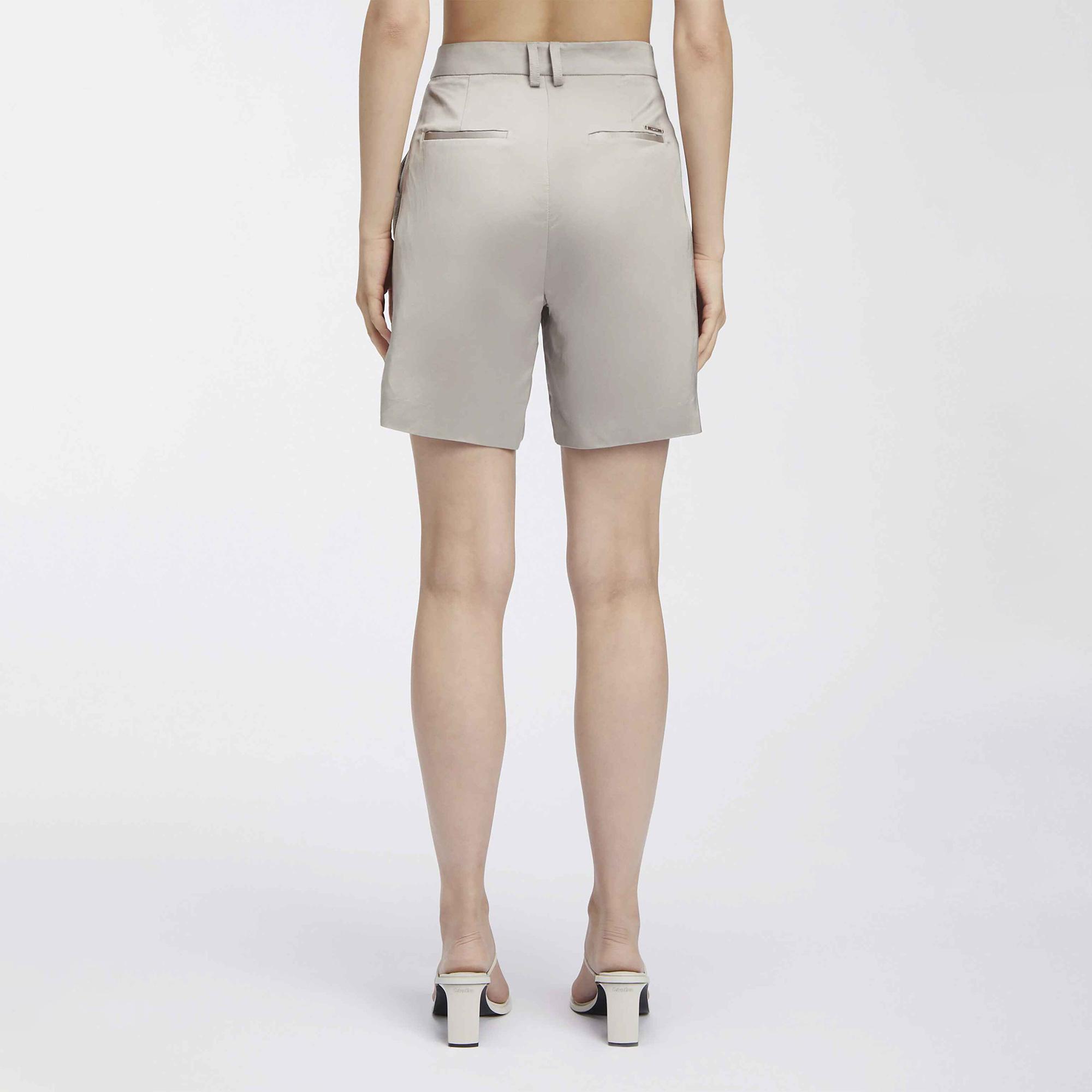Calvin Klein Elevated Daywear Kadın Bej Şort