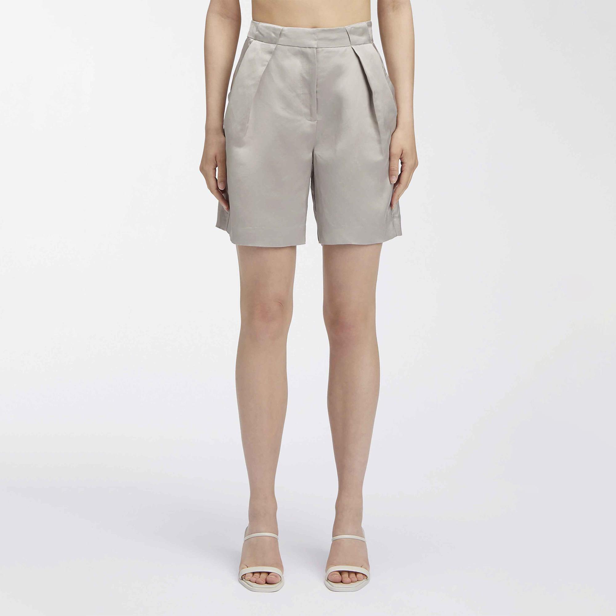 Calvin Klein Elevated Daywear Kadın Bej Şort